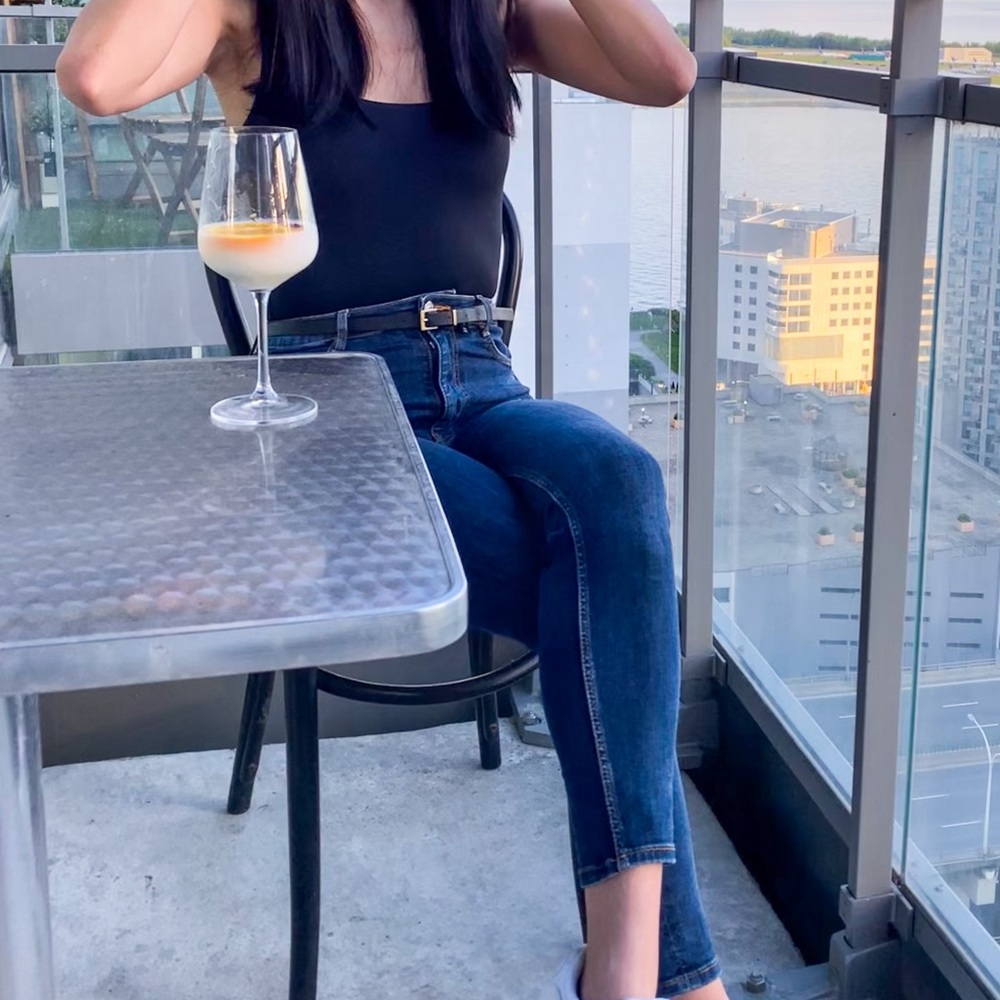 Zara high/mid rise skinny jeans